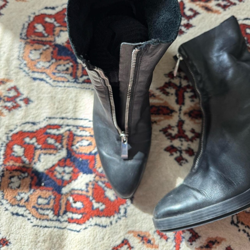 Zara Front Zip Heeled Boots - Picture 2 of 5